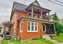 2-94 SCOTT Street, Kitchener, ON N2H 2R5