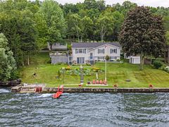 52 Rowlands Lane, Prince Edward County, ON K0K 1A0