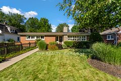 3279 Saint Patrick Avenue, Niagara Falls, ON L2J 2N3