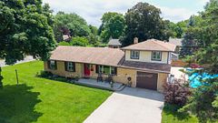 90 Glenburnie Crescent, London North, ON N5X 2A3