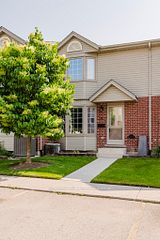 151 Martinet Avenue 11, London East, ON N5V 4T4