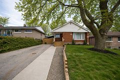 76 Glenview Avenue UPPER, Cambridge, ON N1R 2W2