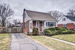 45 Philip Avenue, Guelph, ON N1E 1R5