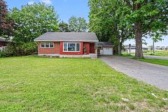 6036 Perth Street, Stittsville - Munster - Richmond, ON K0A 2Z0