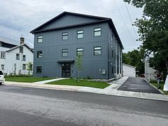 55 Drummond Street E 104, Perth, ON K7H 1G3