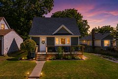 6077 Collins Drive, Niagara Falls, ON L2G 2S3