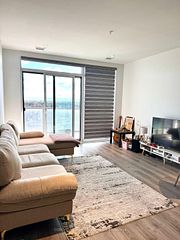 15 Glebe Street 1905, Cambridge, ON N1S 0C3