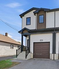 245 Dain Avenue, Welland, ON L3B 3E7