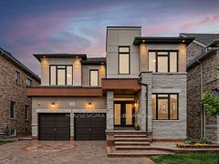 15 Edworthy Gardens, Hamilton, ON L8B 1Y8