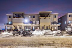 204 Lillian Freiman Private, Barrhaven, ON K2J 7K6