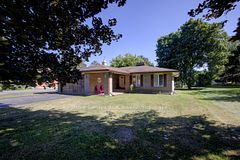 360 Main Street W, Minto, ON N0G 2P0