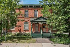 539 Gilmour Street, Ottawa Centre, ON K1R 5L5
