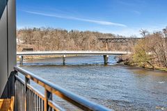 7 Grand River Street N 203, Brant, ON N3L 3L9