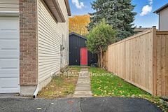51 Raftus Square A, Barrhaven, ON K2J 2K9