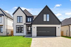 13 BRISCOE Crescent, Strathroy-Caradoc, ON N7G 0G3