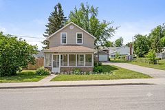 33 John Street, Kawartha Lakes, ON K0M 1N0