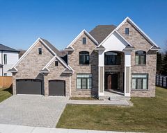 7 Edgeview Crescent, Middlesex Centre, ON N0L 1R0