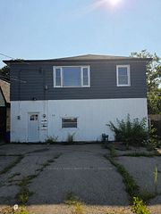10 Dunlop Street, Fort Erie, ON L2A 4H8