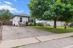 71 Melanie Drive, Aylmer, ON N5H 3G5