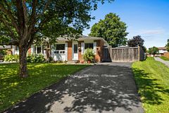 51 Morton Drive, Kanata, ON K2L 1W9