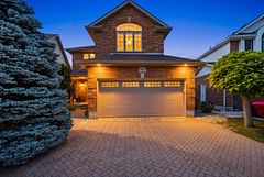 831 Crestview Crescent, London South, ON N6K 4W3
