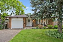 18 Jasper Court, Kitchener, ON N2E 1C6