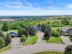 8 Lloyd's Traverse Crescent, Mulmur, ON L9V 3H6