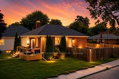 47 Brucedale Avenue E, Hamilton, ON L9A 1N1