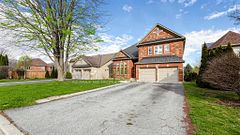 183 Valmont Court, Hamilton, ON L9G 5A1