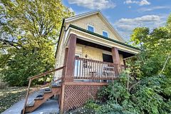 119 McClary Avenue Upper, London South, ON N5Z 2A6