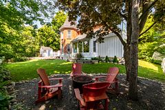 17 West Street N, Huntsville, ON P1H 1X6