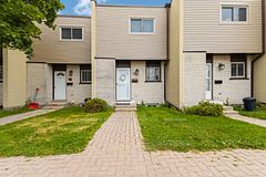 178 Grulke Street 19, Kitchener, ON N2A 1T1