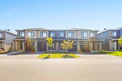 921 Clarkia Street, Blossom Park - Airport and Area, ON K1T 0Y2