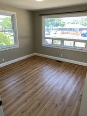 25 Hickery Place Main Floor, Brantford, ON N3S 3C7