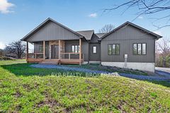 9304 PERTH Road, Rideau Lakes, ON K0G 1X0