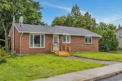 636 Water Street, Alfred and Plantagenet, ON K0B 1L0