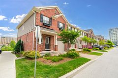 3025 Singleton Avenue 126, London South, ON N6L 0E6