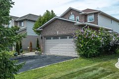 14 SABLE Drive, Hamilton, ON L9K 1K9