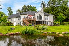 87 Deerfoot Trail, Huntsville, ON P1H 0A7