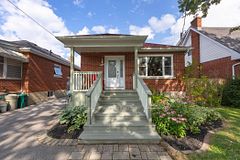443 College Street, Kingston, ON K7L 4M8