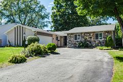 21 B St Remy Drive, Barrhaven, ON K2J 1A7