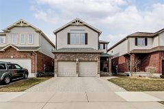106 Eden Oak Trail, Kitchener, ON N2A 0G6