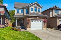 83 Yvonne Crescent, London South, ON N5Z 0A5