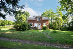453 Pleasant Ridge Road, Brantford, ON N3T 5L5