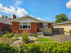 237 Anten St., Thunder Bay, ON P7B 5J5