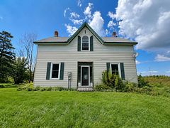 888 Townline Road, Rideau Lakes, ON K7A 4S5
