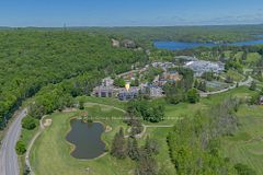 54-305 Deerhurst, Summit Lodge Drive 54, Huntsville, ON P1H 2E8