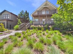 243 Island Street, Saugeen Shores, ON N0H 2L0