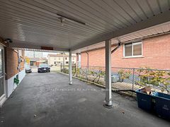 207 Mount Albion Road, Hamilton, ON L8K 6K1