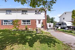 22 Northlin Park Road, Kawartha Lakes, ON K9V 4P3